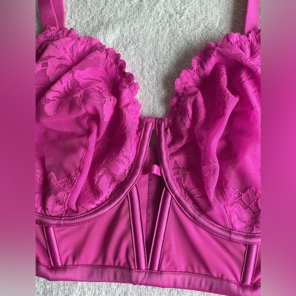 Auden Fuchsia Lace Underwire Bra - Picture 5 of 13